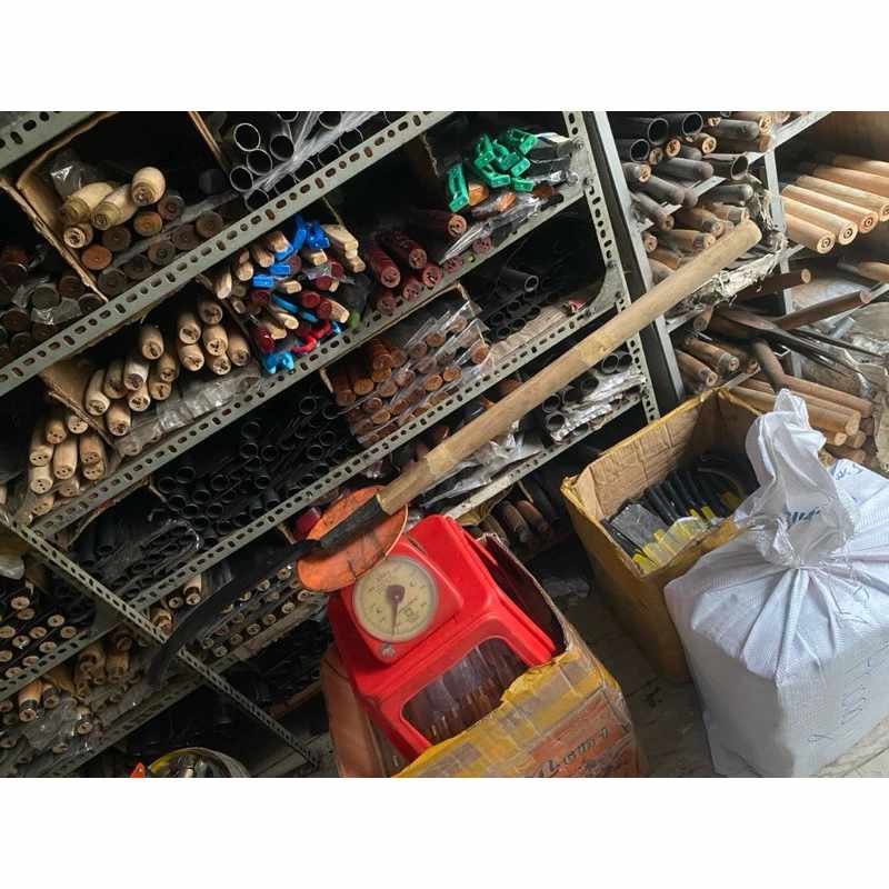 Rua-chat-cay-thep-lien-xo-6 Rựa chặt cây làm từ thép Liên Xô