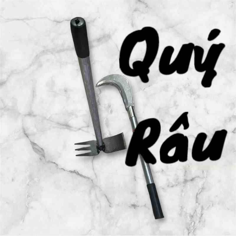 Combo làm vườn gồm cuốc đất và liềm chặt nhánh cây