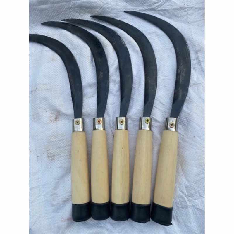 Liềm cắt cỏ có cắt chấu thủ công