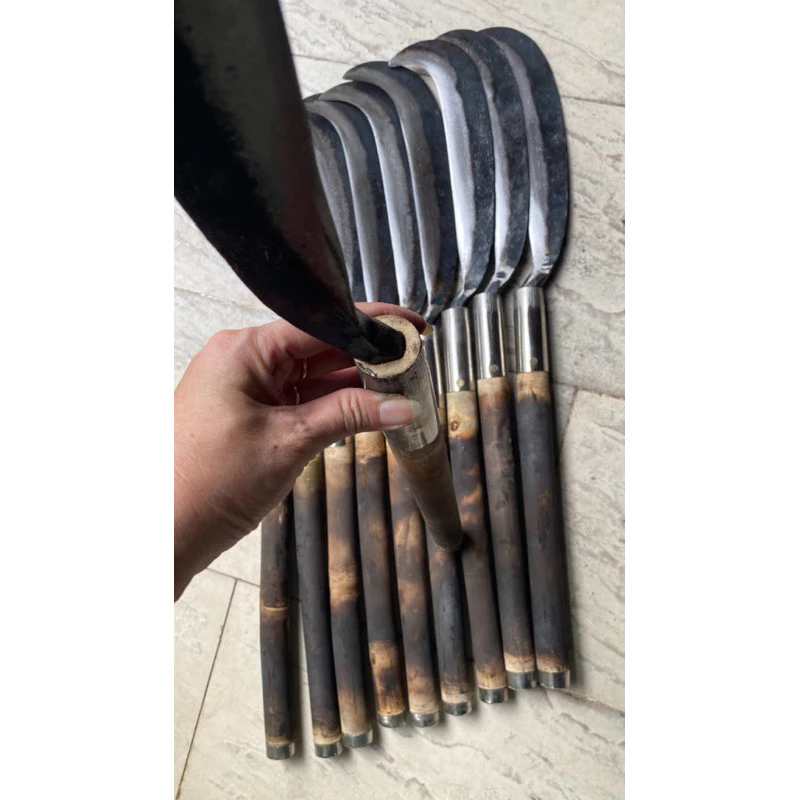 rua-chat-cay-thep-Lien-Xo-5 Rựa chặt cây làm từ thép Liên Xô, cán tre