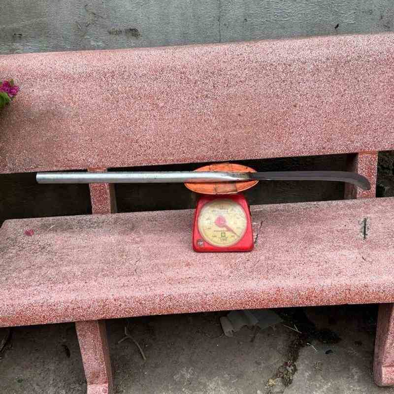 rua-chat-cay-thep-tam-7 Rựa chặt cây làm từ thép tấm