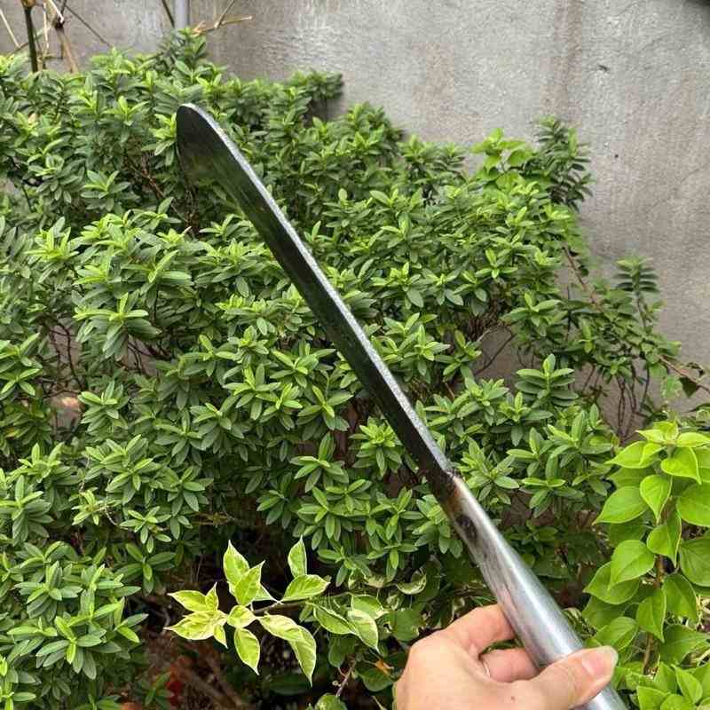 rua-chat-cay-thep-tam-8 Rựa chặt cây làm từ thép tấm